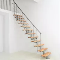 Geradeläufige Treppe